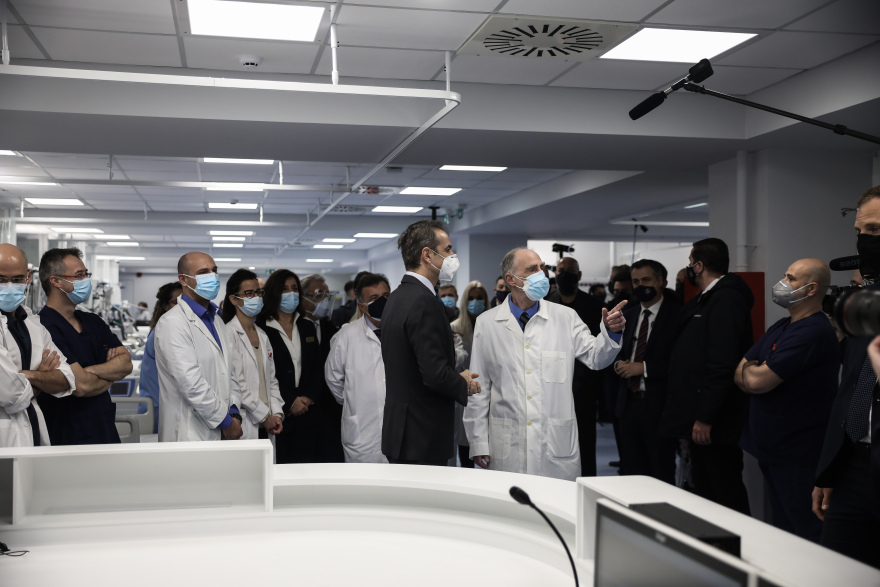 ΜΕΘ - Κορωνοϊός: Δείτε φωτογραφίες από τη νέα Μονάδα Εντατικής Θεραπείας του ΚΑΤ