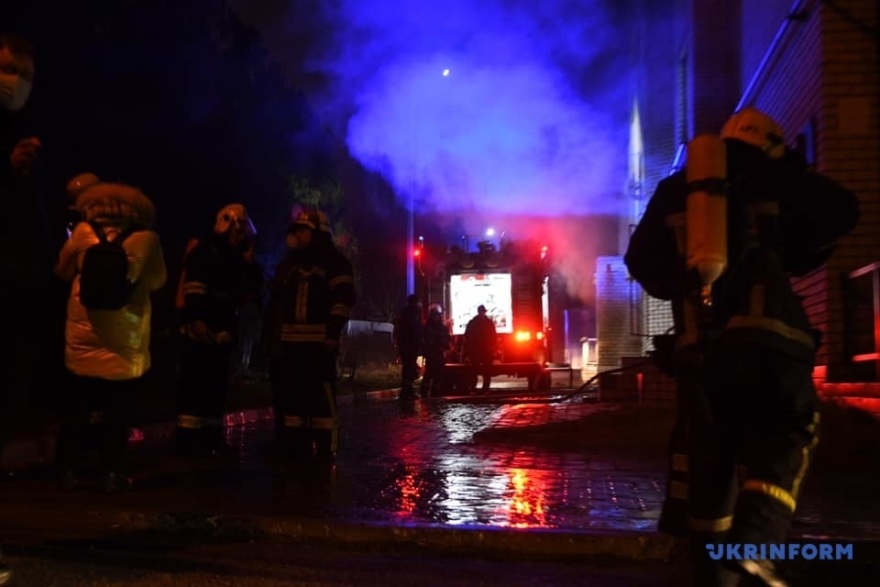 Ουκρανία: Νεκροί τρεις ασθενείς κι ένας γιατρός από φωτιά σε νοσοκομείο Covid