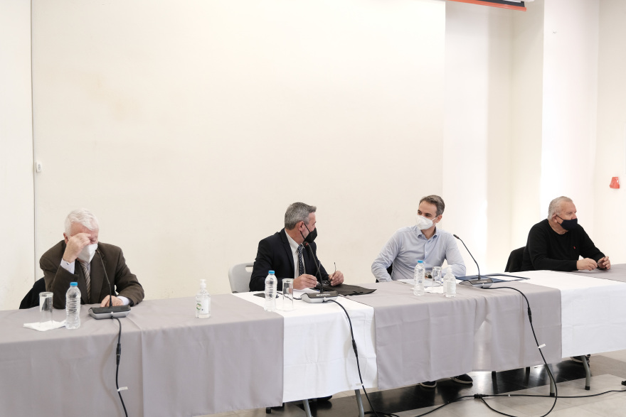 Μητσοτάκης από Ικαρία: Ο εμβολιασμός τρέχει καλά, δεν έχουμε αστοχίες