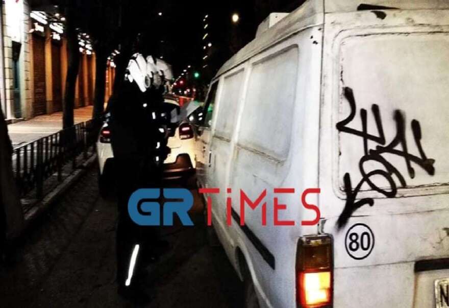 Lockdown: Ερήμωσαν Αθήνα και Θεσσαλονίκη - Σε ισχύ η απαγόρευση κυκλοφορίας με αυστηρούς ελέγχους