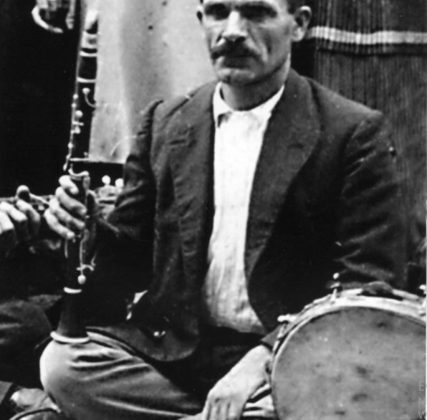 Μήτσος Μπατζής: Το κλαρίνο του μάγεψε τον Χίτλερ