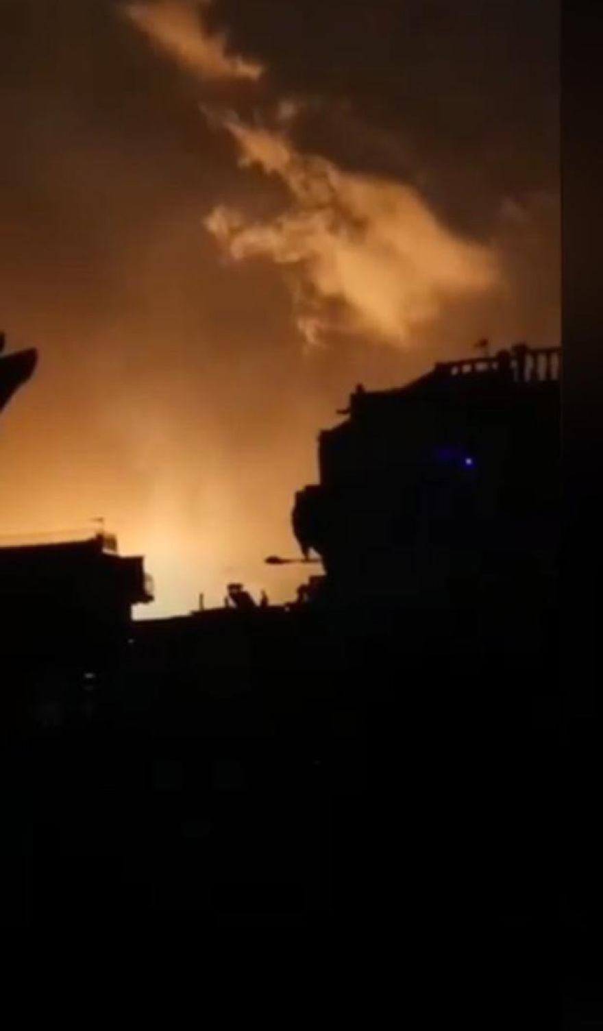 Βίντεο και φωτογραφίες από τη φωτιά στο σταθμό του ΑΔΜΗΕ στον Ασπρόπυργο