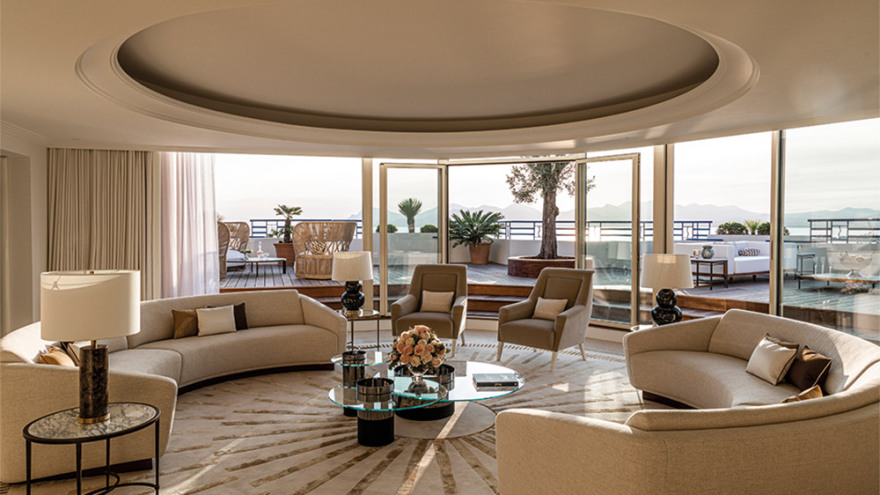 Γιαν Ζιλέ: Ο οικοδεσπότης της Κυανής Ακτής