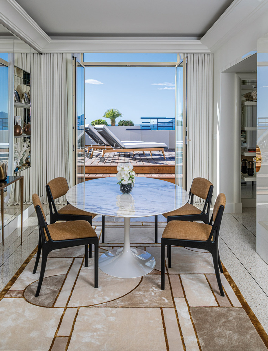 Γιαν Ζιλέ: Ο οικοδεσπότης της Κυανής Ακτής