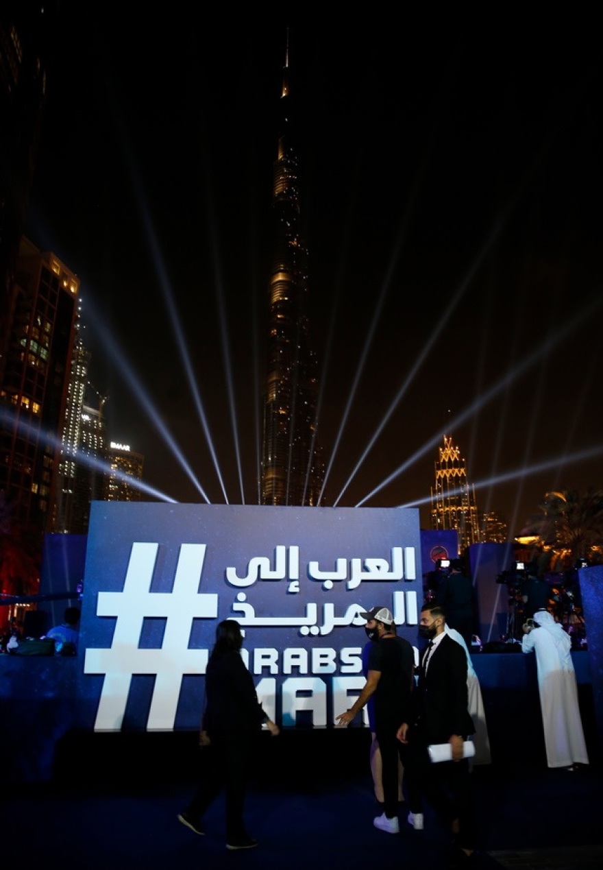 «Hope»: Τα Ηνωμένα Αραβικά Εμιράτα έφτασαν στον Άρη