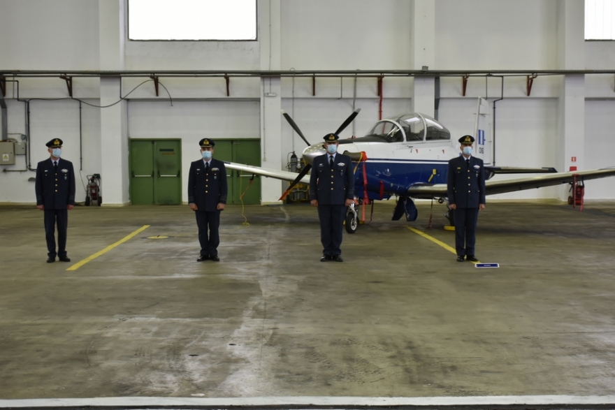 Πολεμική Αεροπορία: Δύο γυναίκες ανάμεσα στους νέους ιπτάμενους