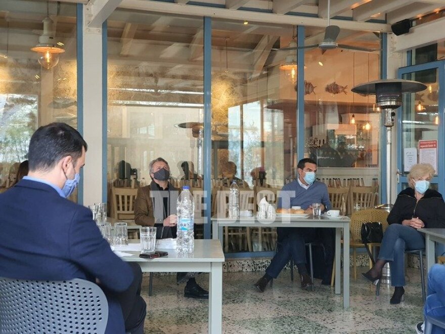 Ρωμανός: Στην Πάτρα άνοιξε κατάστημα εστίασης για να βρεθεί ο Τσίπρας με 30 άτομα