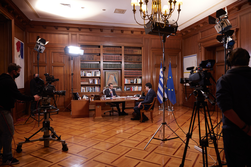 Συνέντευξη Μητσοτάκη: Αισιόδοξος για το τέλος της πανδημίας, αυτοκριτικός για την «Ικαρία»