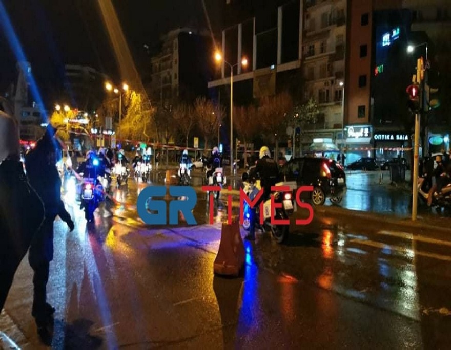 Θεσσαλονίκη: Επεισόδια μεταξύ ΕΛΑΣ και διαδηλωτών στην Καμάρα - Δείτε βίντεο