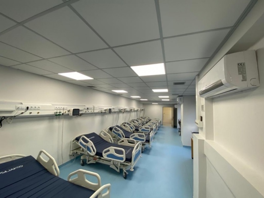 Ο Κικίλιας παρουσίασε φορητές ΜΕΘ στη Θεσσαλονίκη