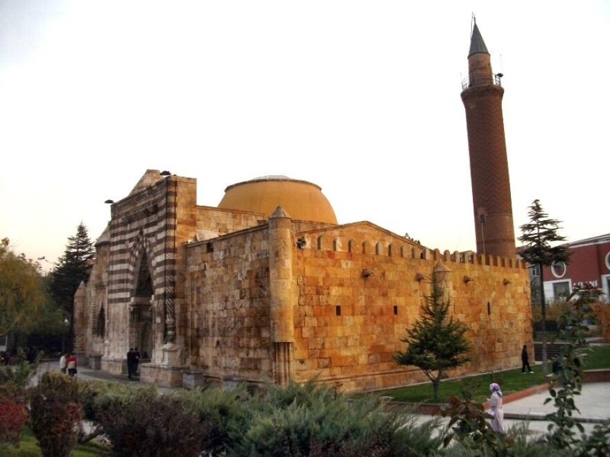 Ο Ερντογάν θέλει να εκτουρκίσει τις λέξεις «αστροναύτης» και «κοσμοναύτης» γιατί έχουν ελληνική ρίζα