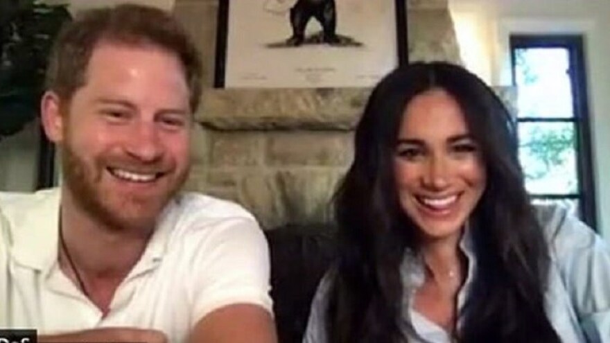 Χάρι και Μέγκαν Μαρκλ «απαγγέλλουν» ποίηση 