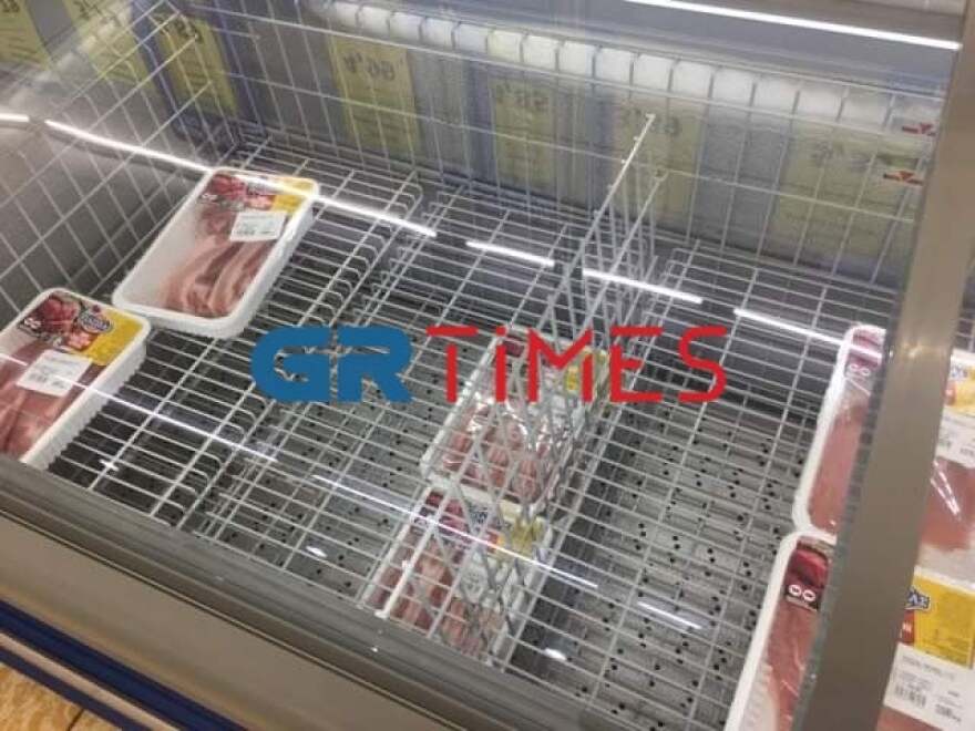 Καιρός - Κακοκαιρία «Μήδεια»: Ουρές στα σούπερ μάρκετ της Θεσσαλονίκης - Αδειάζουν ράφια