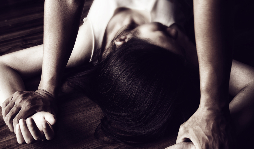 Σεξουαλική κακοποίηση: Έρχονται αυστηρότερες ποινές και μεγαλύτερoς χρόνος παραγραφής