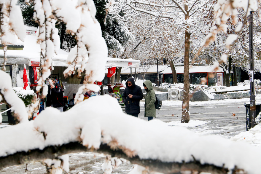 Κακοκαιρία «Μήδεια»: Δείτε φωτογραφίες από όλη την Ελλάδα στα λευκά