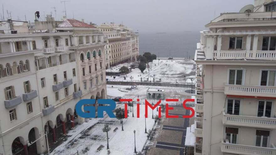 Κακοκαιρία «Μήδεια»: Το 'στρωσε στη Θεσσαλονίκη - Δείτε βίντεο και φωτογραφίες