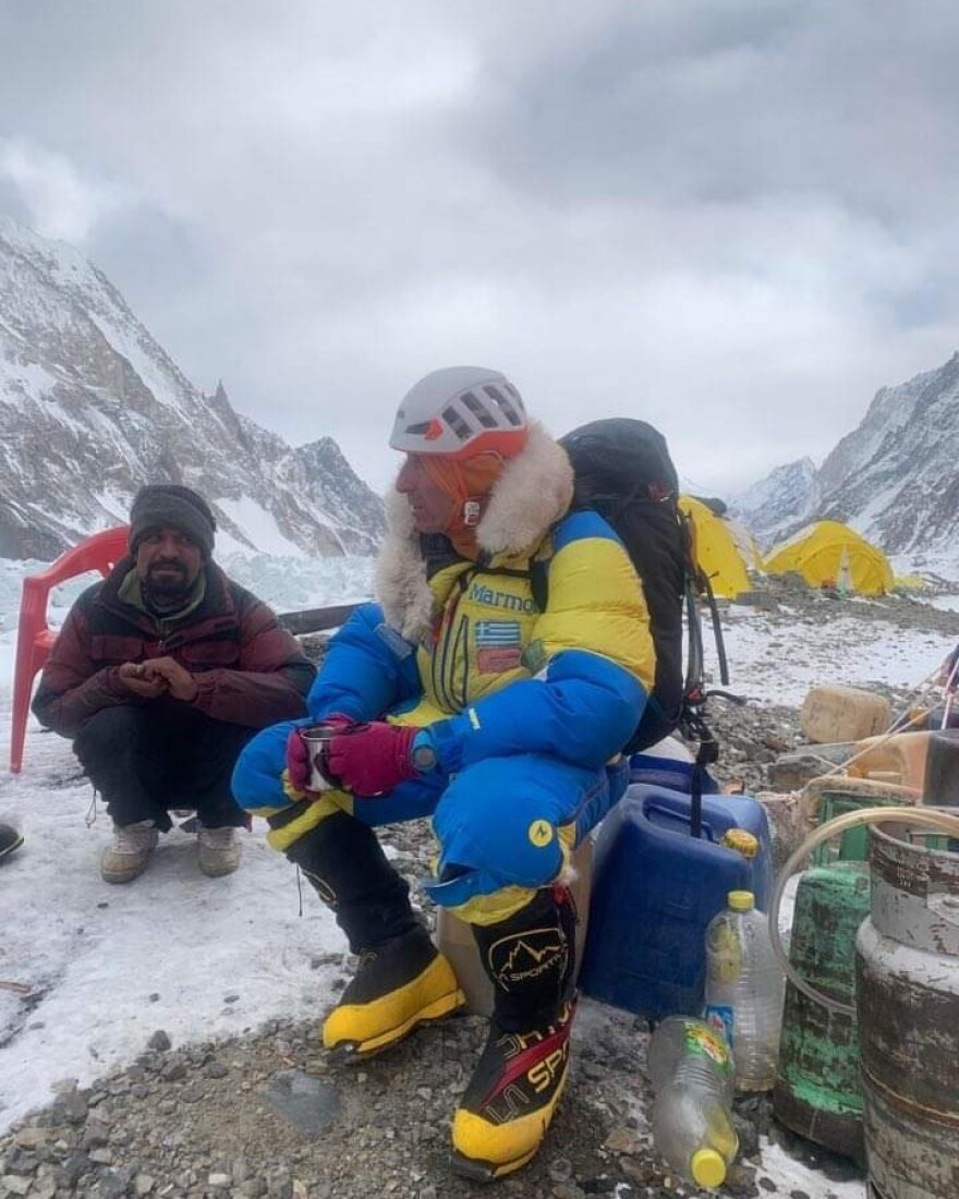 «Θρίλερ» στα 7.500 μέτρα: Η περιπέτεια του Αντώνη Συκάρη στην κορυφή Κ2 των Ιμαλαΐων