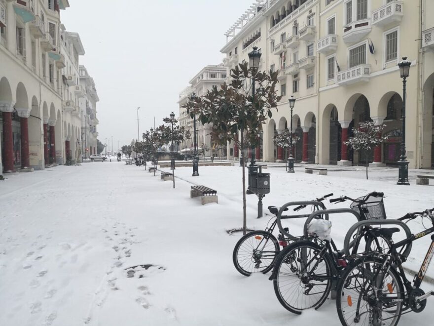«Σαρώνει» τη χώρα η κακοκαιρία «Μήδεια»: Έρχεται το δεύτερο κύμα με πολικές θερμοκρασίες