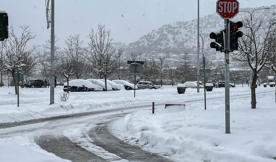 Κακοκαιρία «Μήδεια»: Σαρώνει όλη τη χώρα - Πού υπάρχουν προβλήματα