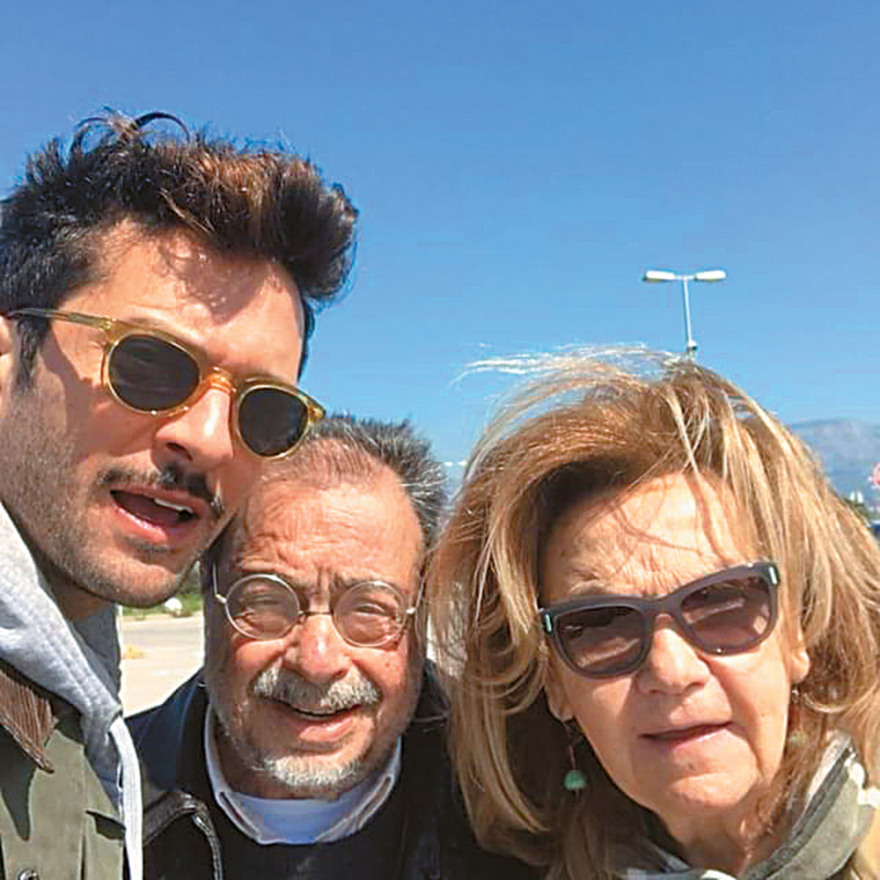 Δημήτρης Μοθωναίος: H συγκλονιστική ιστορία του ηθοποιού που βίωσε την κακοποίηση στα 6 του χρόνια 