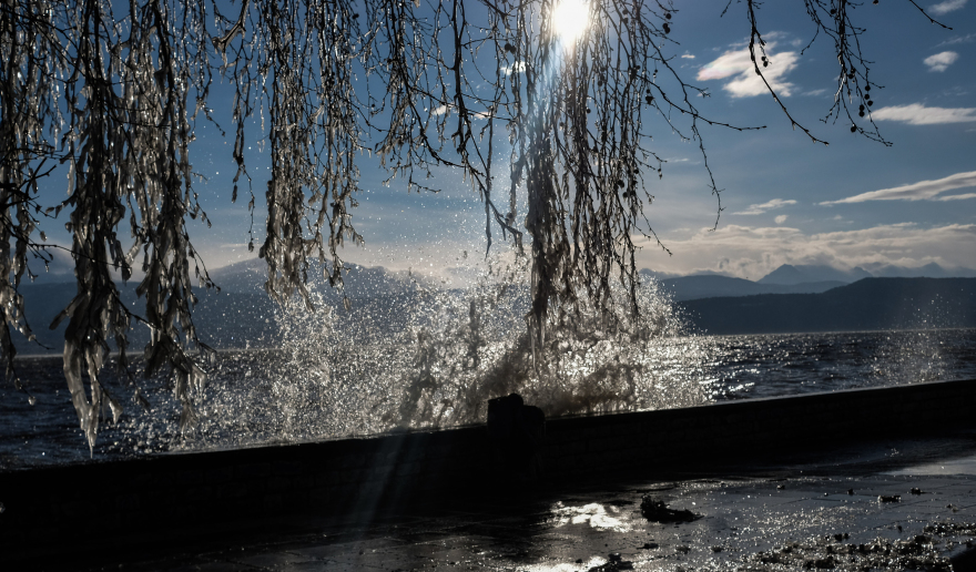 Κακοκαιρία «Μήδεια»: Σαρώνει όλη τη χώρα - Πού υπάρχουν προβλήματα