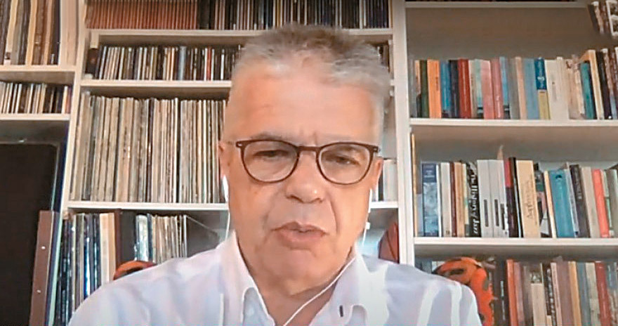 Οι γιατροί στην tv χωρίς... μάσκα: Oι «emo», οι αισιόδοξοι, οι «εξωσχολικοί» και οι celebrities