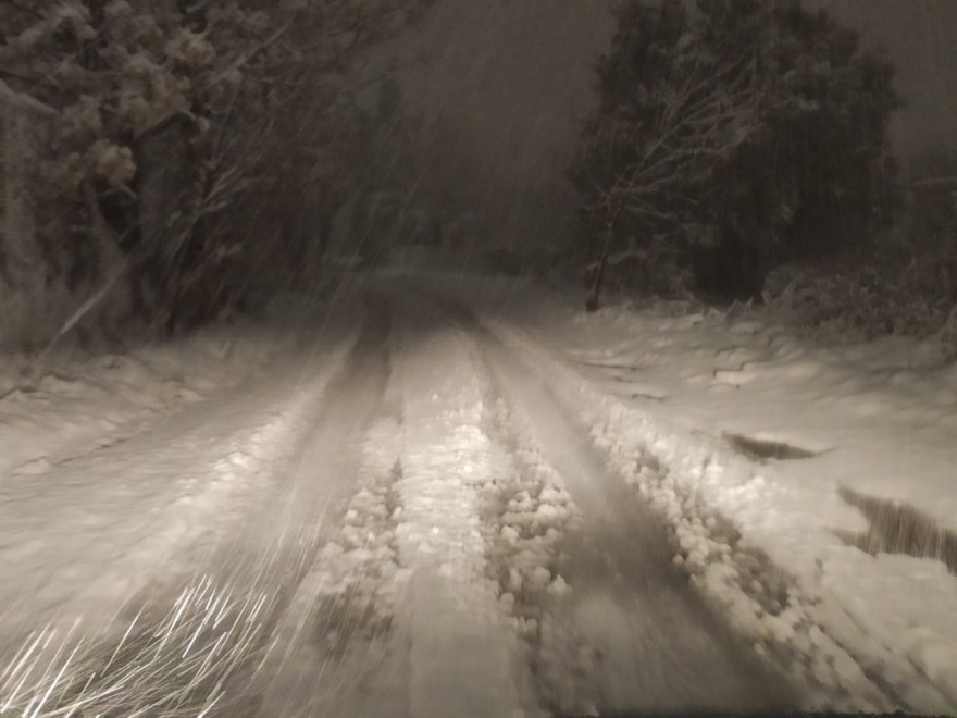 Κακοκαιρία «Μήδεια»: Σφοδρή χιονόπτωση και στην Αθήνα - Δείτε βίντεο και φωτογραφίες