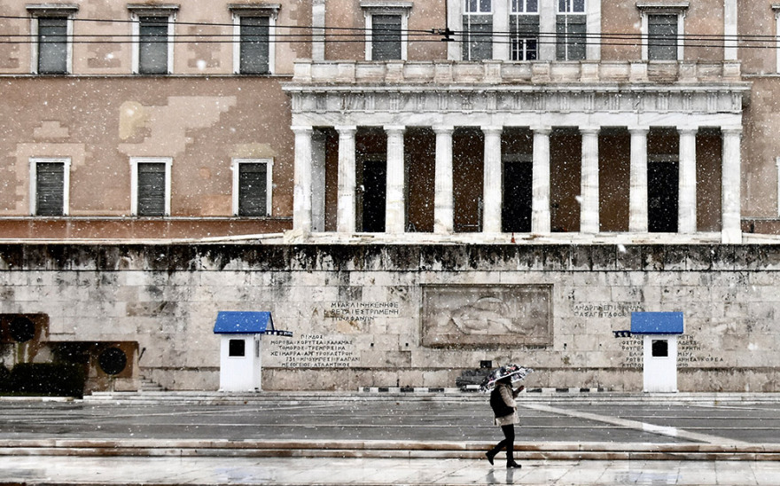 Κακοκαιρία «Μήδεια»: Ημέρα χιονιά η Τρίτη σε Αττική, Εύβοια, Βοιωτία και Κρήτη