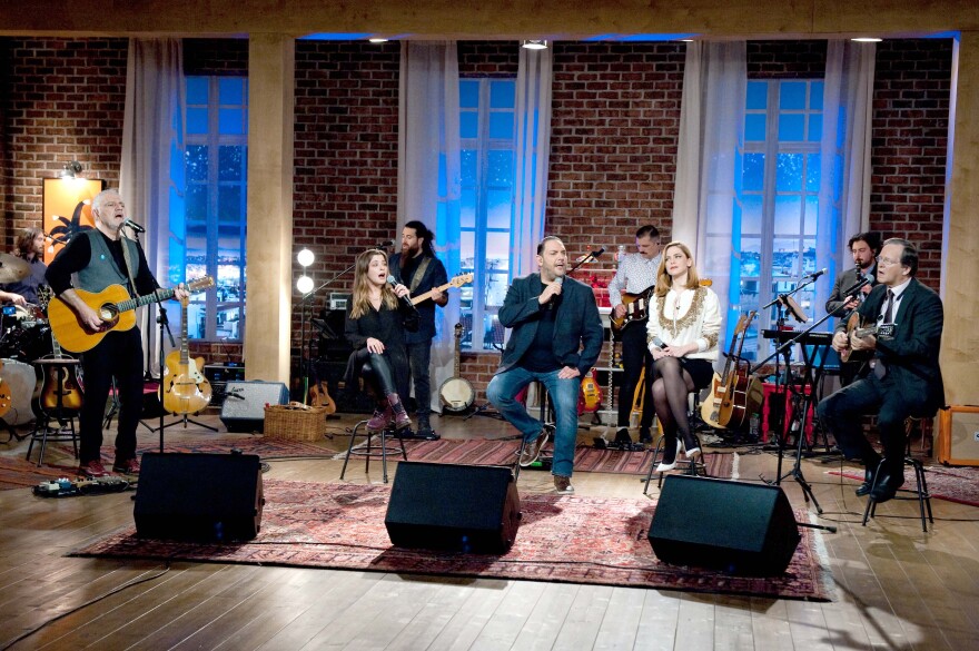 ΕΡΤ: Ο Χρήστος Νικολόπουλος, ο Στέλιος Διονυσίου και η Ιουλία Καραπατάκη  ανοίγουν αύριο το «Μουσικό Κουτί»