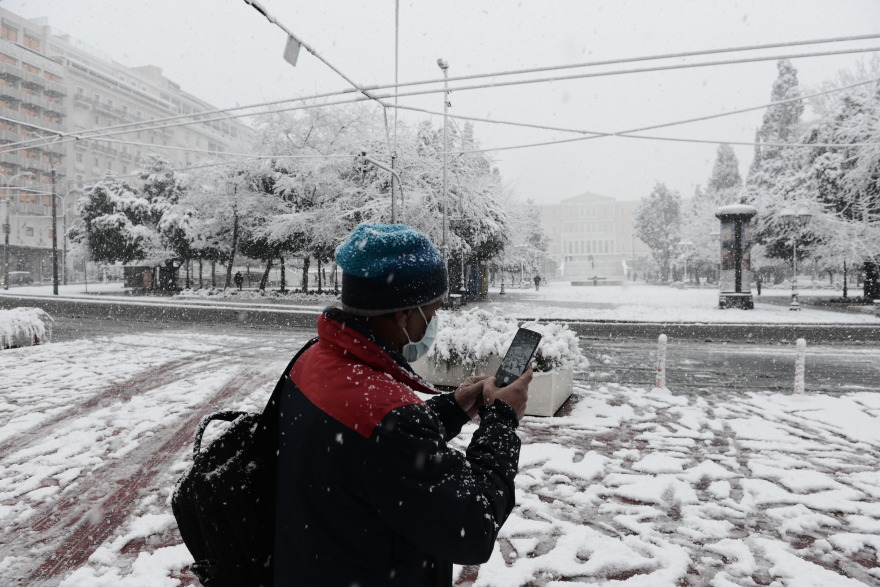 Η κακοκαιρία «Μήδεια» σαρώνει όλη την Αττική - Μητσοτάκης: Να αποφεύγουμε τις άσκοπες μετακινήσεις