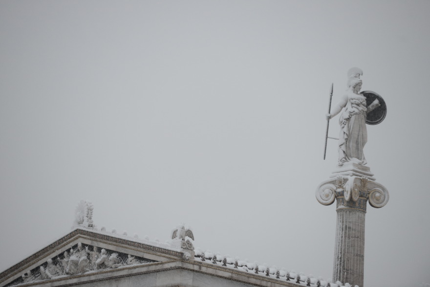 Η κακοκαιρία «Μήδεια» σαρώνει όλη την Αττική - Μητσοτάκης: Να αποφεύγουμε τις άσκοπες μετακινήσεις