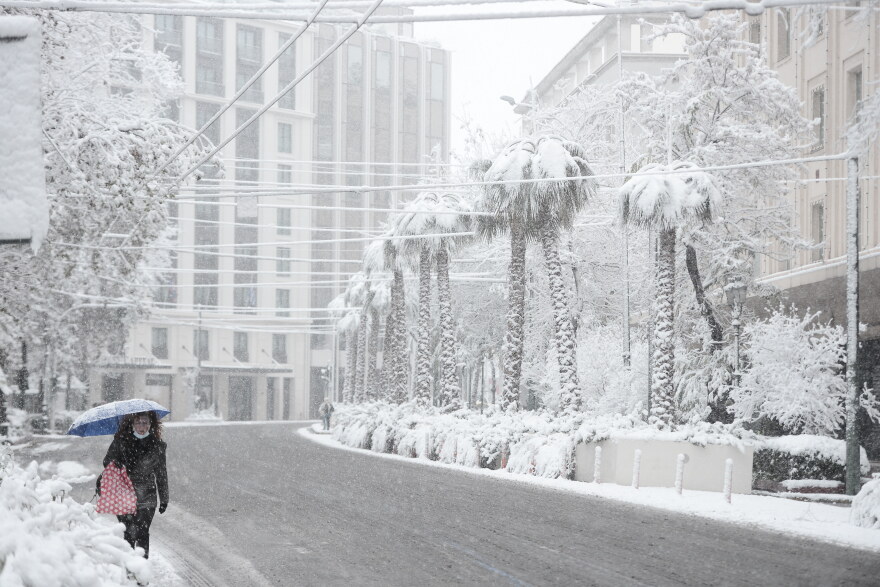 Η κακοκαιρία «Μήδεια» σαρώνει όλη την Αττική - Μητσοτάκης: Να αποφεύγουμε τις άσκοπες μετακινήσεις