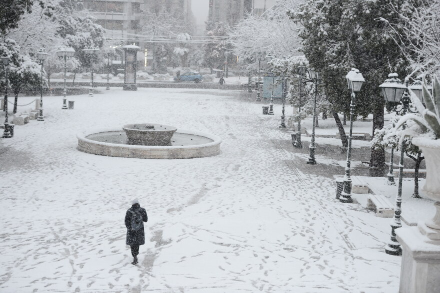 Η κακοκαιρία «Μήδεια» σαρώνει όλη την Αττική - Μητσοτάκης: Να αποφεύγουμε τις άσκοπες μετακινήσεις