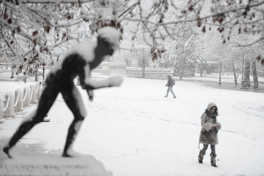 Η κακοκαιρία «Μήδεια» σαρώνει όλη την Αττική - Μητσοτάκης: Να αποφεύγουμε τις άσκοπες μετακινήσεις
