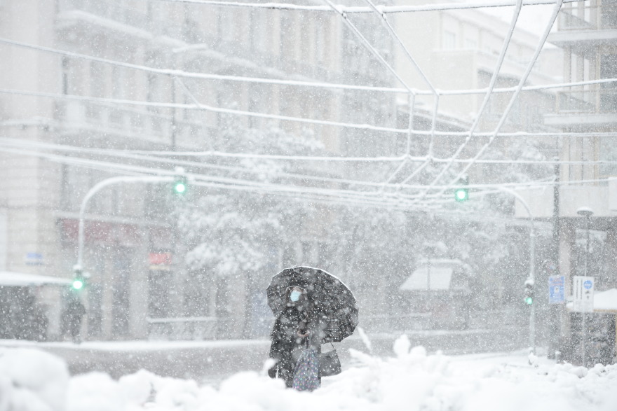 Η κακοκαιρία «Μήδεια» σαρώνει όλη την Αττική - Μητσοτάκης: Να αποφεύγουμε τις άσκοπες μετακινήσεις