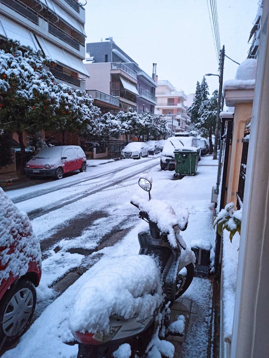 Η κακοκαιρία «Μήδεια» σαρώνει όλη την Αττική - Μητσοτάκης: Να αποφεύγουμε τις άσκοπες μετακινήσεις