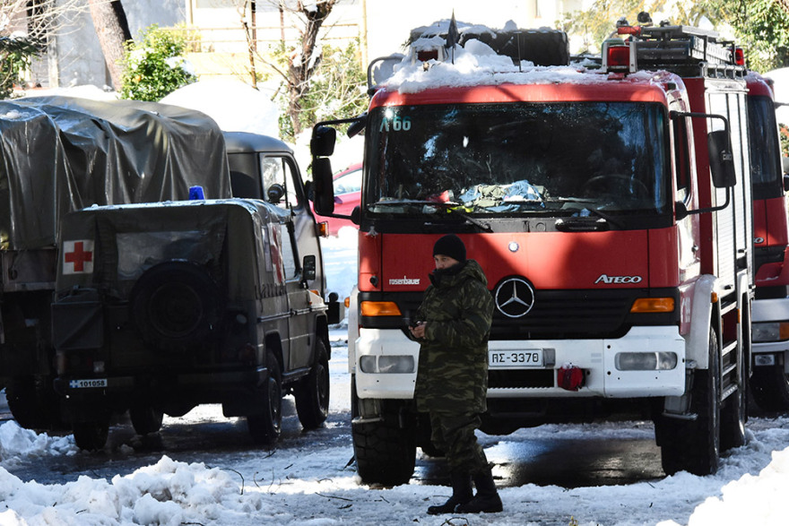 Κακοκαιρία «Μήδεια»: Ο στρατός συνδράμει τις προσπάθειες του ΔΕΔΔΗΕ στον Διόνυσο