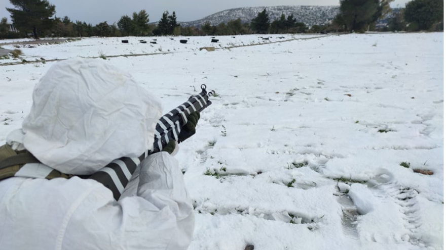 Εντυπωσιακές εικόνες από χειμερινή εκπαίδευση της Σχολής Ευελπίδων - Δείτε βίντεο