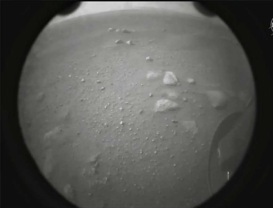 Ενθουσιασμός στα social media για την ιστορική προσεδάφιση του «Perseverance» στον Άρη