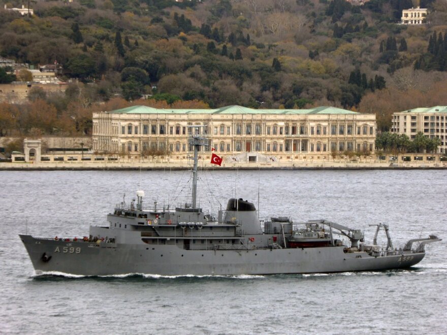 Στο Αιγαίο Πέλαγος χωρίς στίγμα το «Τσεσμέ»