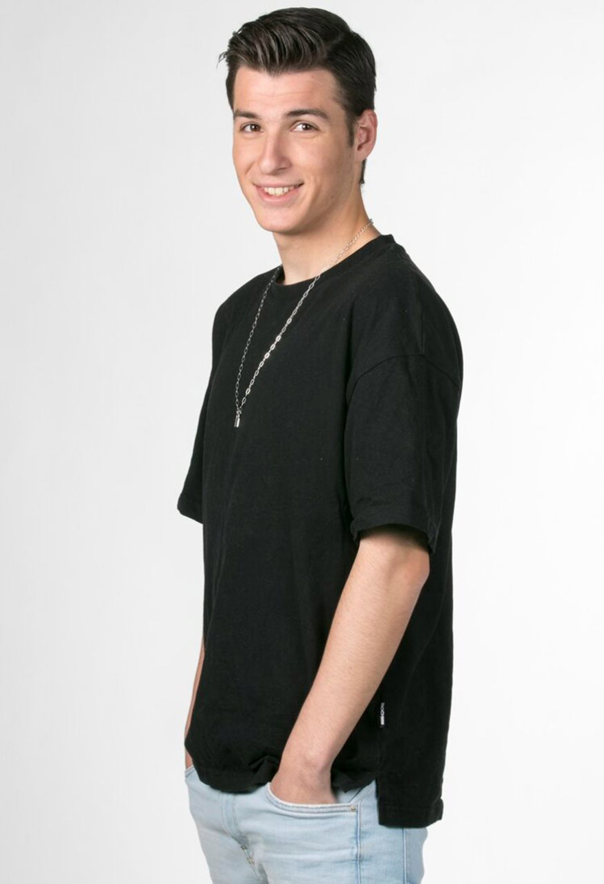 House of Fame: Το ερωτικό φιλί που αναστατώνει το σπίτι