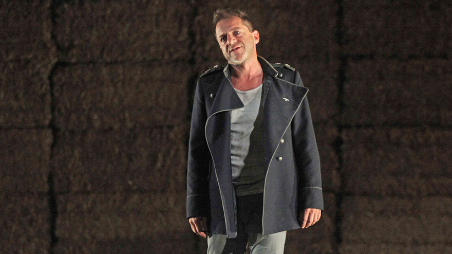 Δημήτρης Λιγνάδης: Από τη δόξα στη συντριβή