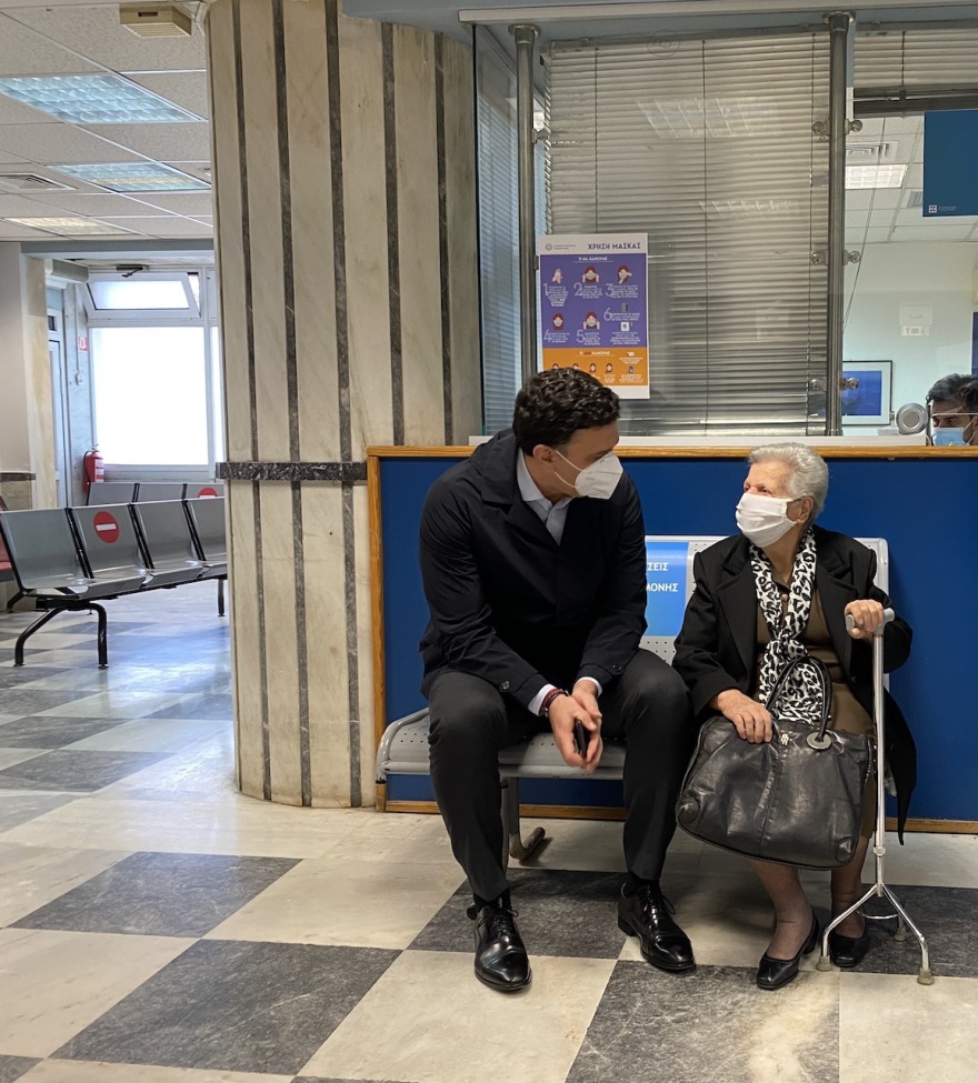 Κικίλιας από «Ιπποκράτειο»: Οδεύουμε στους 700.000 εμβολιασμούς