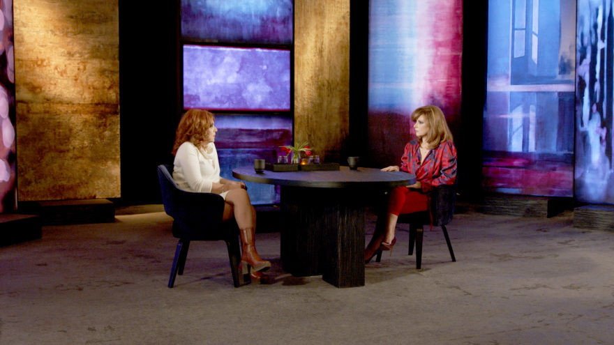 Ελένη Ράντου: Για πρώτη φορά, η κοινωνία δεν καταλογίζει στο θύμα - «Α! τα ήθελες κι εσύ, καλά να πάθεις»