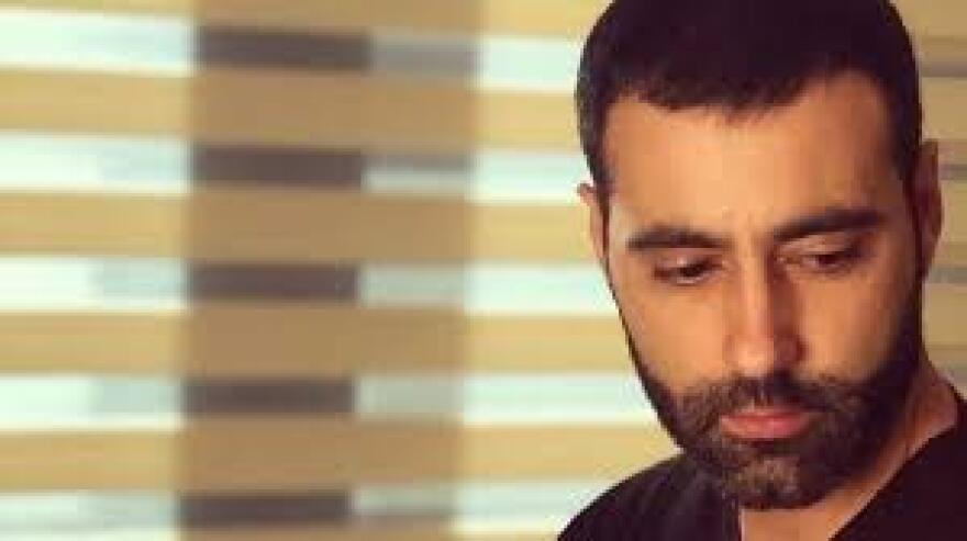 Αποκαλύφθηκε το όνομα του δεύτερου ηθοποιού που ερευνάται για βιασμό - Τι αναφέρει η μήνυση κατά του Νίκου Στραβοπόδη