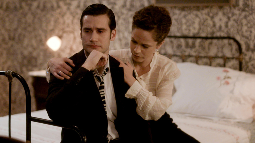 Άγριες Μέλισσες - Νέα επεισόδια: Ελένη και Λάμπρος επιτέλους παντρεύονται