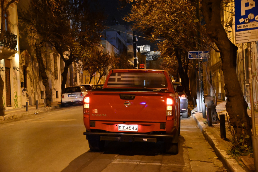 Επίθεση με γκαζάκια κοντά στο Ίδρυμα Μητσοτάκη στο Θησείο