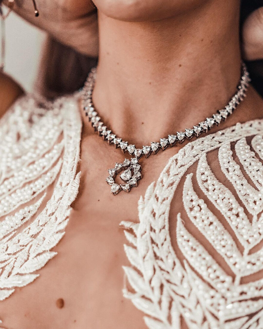 Τέα Πρέλεβιτς: Δημοσίευσε φωτογραφίες από τον γάμο της με Ινδό, μέλος της βασιλικής οικογένειας