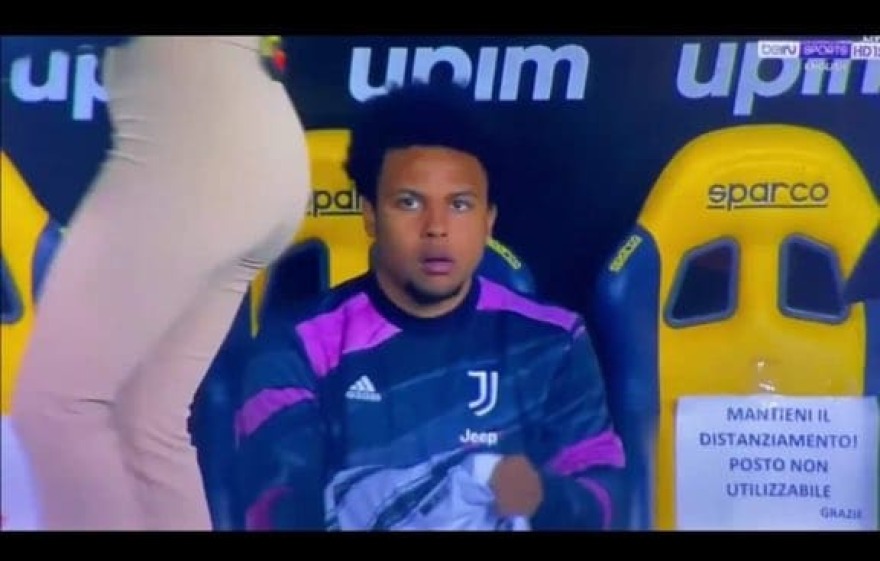 «Αλληθώρισε» με την... πίσω όψη της Ντιλέτα Λεότα ο ΜακΚένι