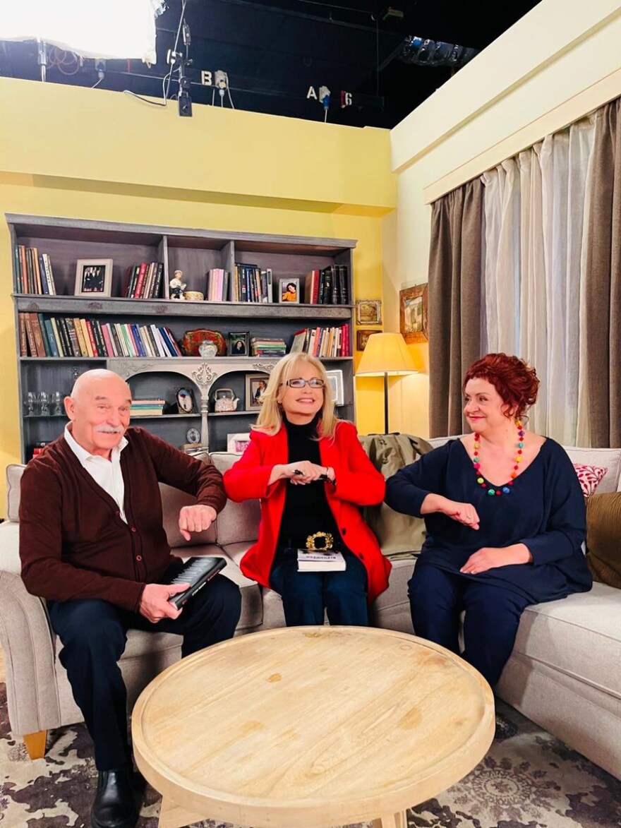 Μην αρχίζεις τη μουρμούρα: Καίτη Γαρμπή και Αγγελική Νικολούλη αναστατώνουν τα ζευγάρια